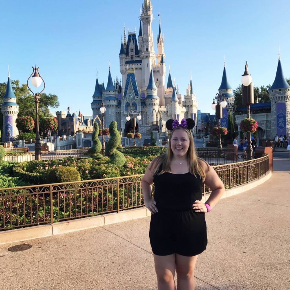 Meet your Posher, Becky